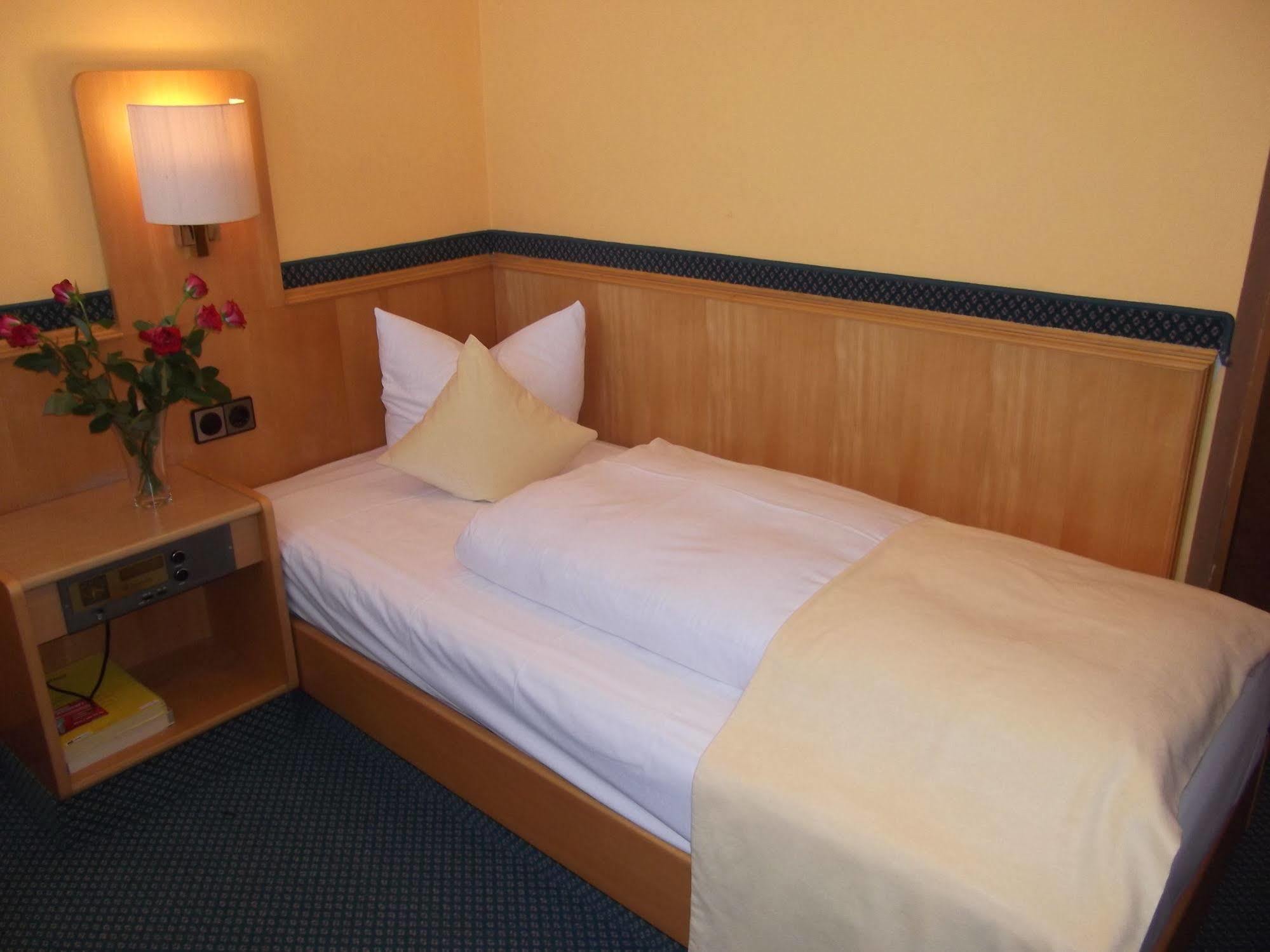 Eibacher Hof Nuremberg Ngoại thất bức ảnh